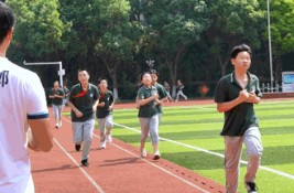 ���������з�����ǻ۲و�(ch��ng)�ČW(xu��)У���F(xi��n)����ô���ˣ�